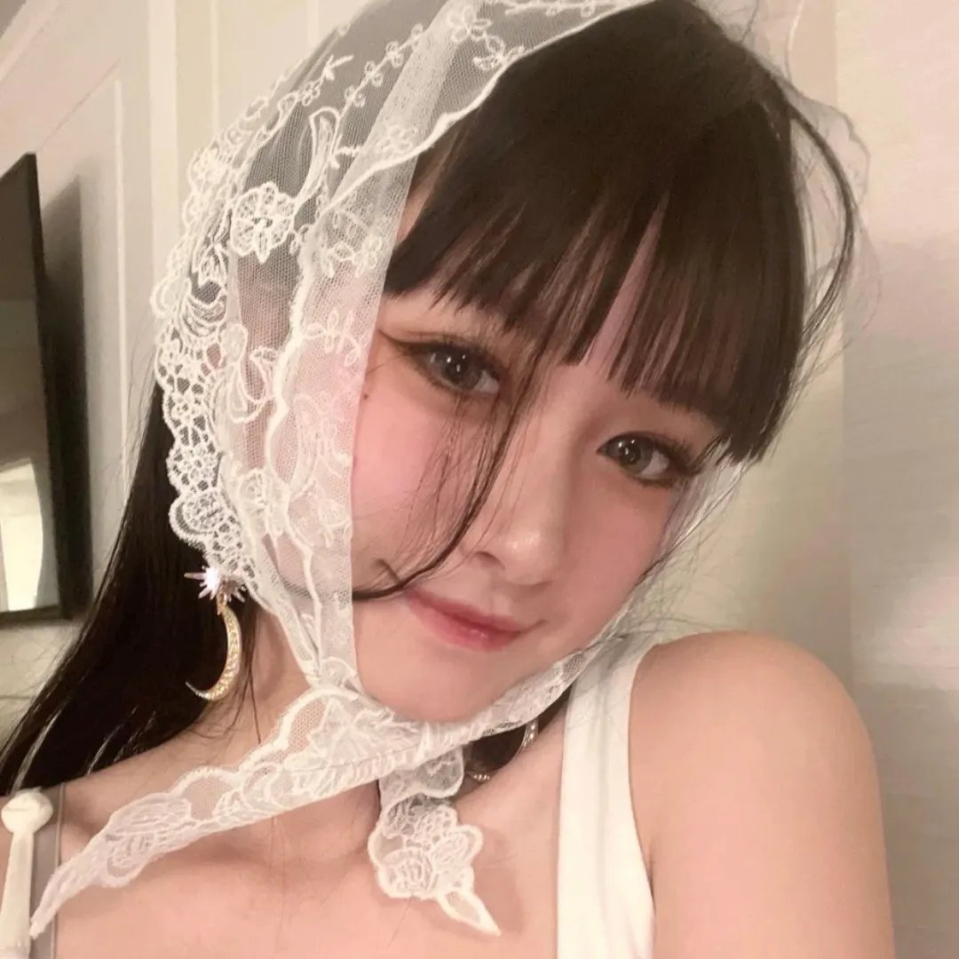 陪她一会儿 海报