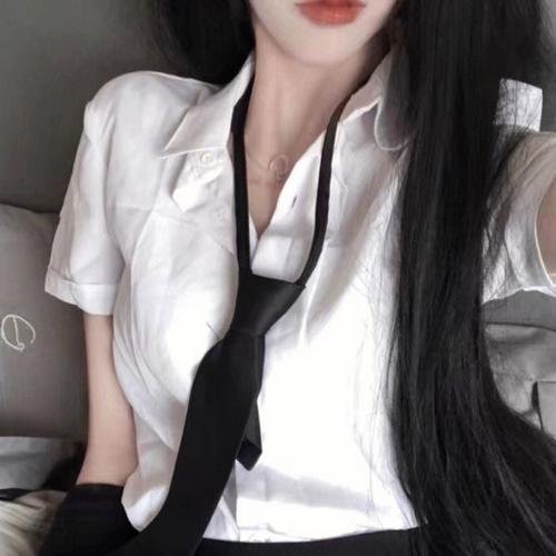 共同的线索 海报